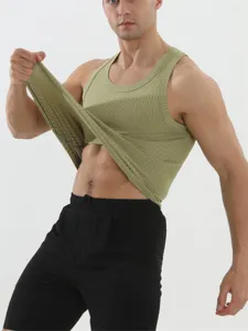 Geribbelde sporttanktop voor heren, nauwsluitend mouwloos sportshirt voor fitness en training.