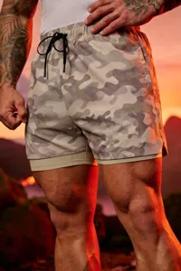 Short de sport camouflage homme double couche entrainement fitness musculation course.