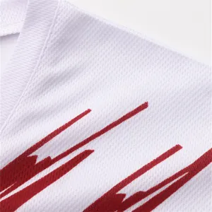 V-neck sports t-shirt fabric detail, breathable mesh quick-dry material with red print.