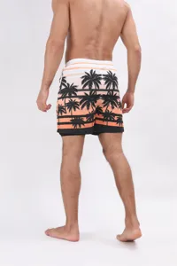 Pantaloncini da bagno da uomo con stampa di palme tropicali, ideali per la spiaggia e lo sport.