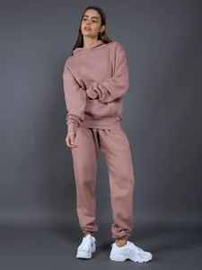 Cozy fleece-lined hoodie and sweatpants set for stylish daily casual wear and lounge.