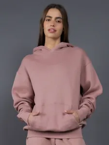 Sweat à capuche oversize uni confortable avec poche kangourou pour la saison automne.