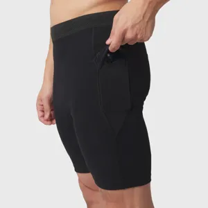 Short de sport pour homme avec poche latérale, idéal pour la course et l'entraînement fitness.