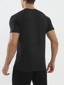 Herren schmal geschnittenes einfarbiges Kurzarm Sport T-Shirt für Fitness und Laufen.