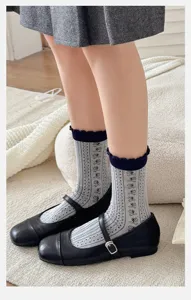Japanische stil blumen damen mittelsocken retro marineblau gerüschter rand süße socken