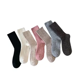 Warme verdickte Damensocken einfarbig gerippte lange Wintersocken im modischen Set
