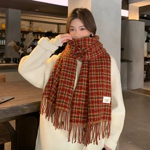 Women's Autumn Winter Plaid Scarf Classic Checkered Tassel Warm Long Neck Scarf Casual Fashion Versatile Winter Accessories
