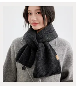 Autumn winter warm knit scarf for women, thick cozy neck warmer, elegant commute fashion cold-proof.