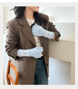 Koreanische warme Strickhandschuhe für Damen, elegante Winter-Fingerspitzhandschuhe mit Spitze.