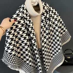Écharpe Chaude et Épaisse d'Hiver pour Femme Motif Pied-de-Boule Classique Grand Chle Carré Polyester Polyvalent Mode