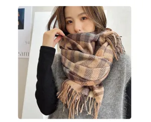 Classic plaid thick winter scarf for women, soft cashmere-feel tassel winter warm scarf.