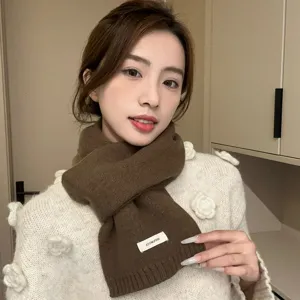 Gezellige bruine gebreide wollen sjaal voor dames winter warme stijlvolle accessoires dagelijks