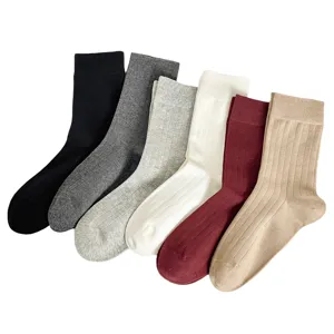 Einfarbige Damen Mid-Tube Rippensocken gekämmte Baumwolle Freizeit Alltag 6 Paar