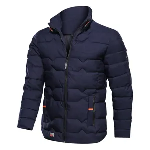 Cappotto invernale imbottito da uomo con collo alto, giacca con zip in pile termico.