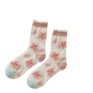 Damen süße Blumen Mesh Mittelsocken süße Frühlings Sommer Freizeit Strumpfwaren