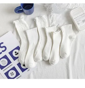 Weiße Damen Stacking Socken Rüschen Wadenlänge JK Socken vielseitig lässig süße weiße Socken