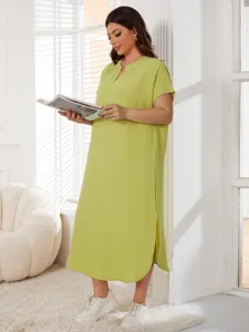 Άνετο γυναικείο φόρεμα σπιτιού plus size με κοντό μανίκι και V-λαιμόκοψη καθημερινό.