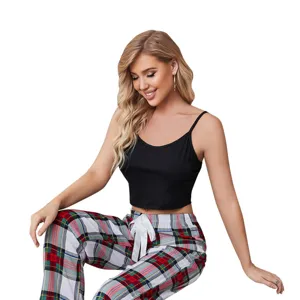 Conjunto de pijama de verano para mujer con camiseta y pantalones largos de dormir.