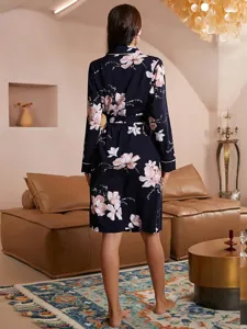 Dames bloemenprint lange mouw ochtendjas V-hals strikceintuur nachtkleding elegante loungewear.