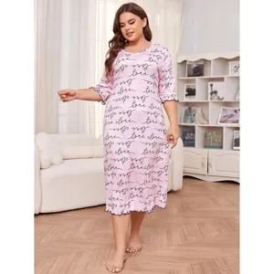 Femmes Grande Taille Col V Manches Courtes Longue Chemise de Nuit Décontracté Ample Vêtements de Nuit Mélange Polyester Imprimé Lettres Cœurs