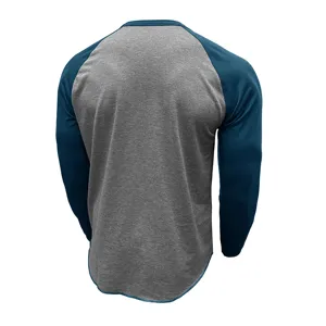 Vue détaillée du dos pour chemise décontractée à manches longues pour hommes.
