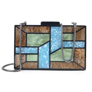 Élégante pochette de soirée géométrique en acrylique avec chaîne métallique femme