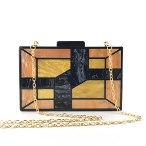 Sac de soirée géométrique en acrylique avec chaîne dorée pochette rigide élégante femme