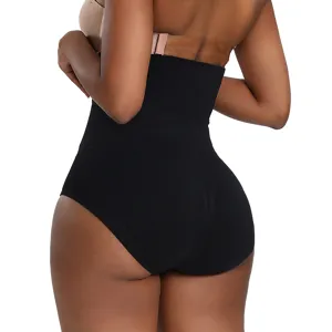 Hochgeschnittene Damen Miederhose mit Bauchweg Effekt und Po Former in elegantem Schwarz.