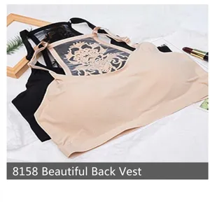 Detailansicht des nahtlosen Sport-Bralettes ohne Bügel mit filigranem Spitzen-Rückenteil.