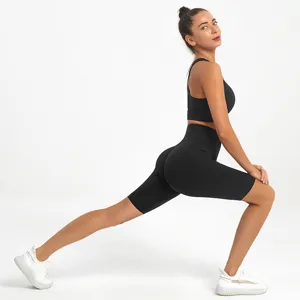 Damen schwarzer Sport-BH und hochtaillierte Fitness Yoga Shorts Set für Fitnessstudio Laufen