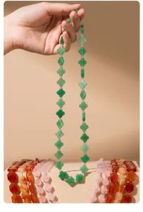 Natürlicher grüner Kleeblatt Perlen Halskette DIY Halbzeug Schmuck Großhandel schöne Zubehör