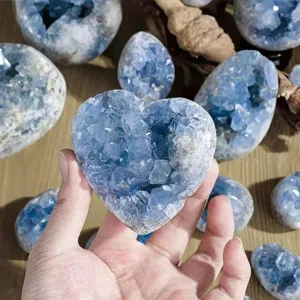 Natürlicher Cölestin Kristall Stufe Herz Form Mineral Exemplar Heim Dekoration Edelstein.