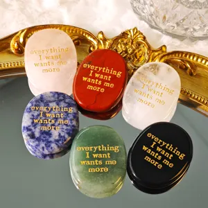 Pierre de Paume en Cristal Naturel Pierre de Guérison Gravée Pierre de Pouce pour Méditation Yoga Améthyste Quartz Rose Agate