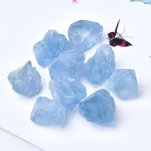 Cristal brut de kyanite bleue naturelle pierre minerale de guerison pour deco maison