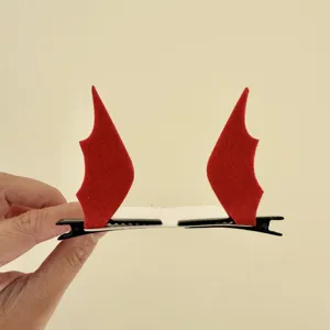Halloween rote Filz Fledermausflügel Haarklammern süße Teufel Hörner Haarnadel Party Accessoires