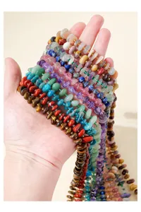 Fili di perle di pietre preziose di cristallo irregolari, creazione di gioielli fai da te.