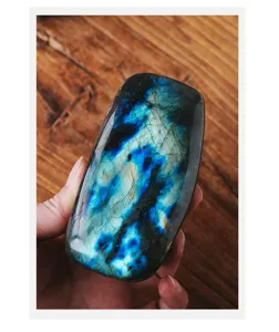 Natürlicher blauer Labradorit Freiform Roher Kristallstein für Büro Heimtisch Dekor.