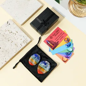 Set di pietre da pollice chakra in cristallo naturale con sacchetto nero e confezione regalo.