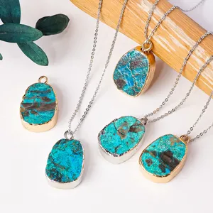 Natürlicher Stein Anhänger Halskette unregelmäßig blau Kristall Schmuck elegante vergoldet