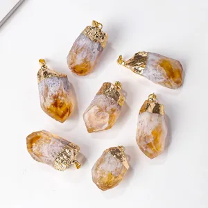 Natuurlijke ruwe citrien kristal tand hangers met vergulde kapjes voor DIY kettingen en trui kettingen.