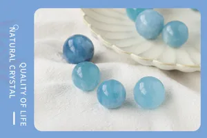Natürlicher Aquamarin Kristallkugel 2cm Edelstein Mineral Kugel Deko Detail Ansicht