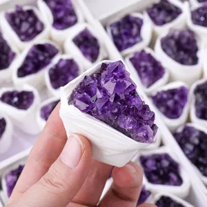 Natuurlijke Braziliaanse Amethist Kristal Cluster Ruwe Steen Mineraal Specimen Geschenkdoos Paars Amethist Geode Ornament Home Office Decoratie Kristal Ambacht Groothandel