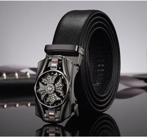 Heren zwart PU leer automatische riem met strass kruis metalen gesp mode taille accessoire