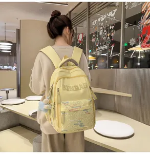 Yellow large capacity casual backpack for students lightweight versatile school bag new style