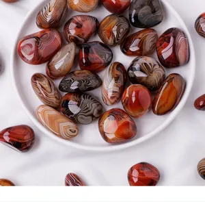 Natural banded agate tumbled stones, large rain flower stones for aquarium decoration and crystal collection.