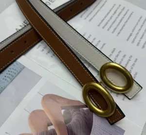 Cintura reversibile in pelle per donna con fibbia ovale doppia metallica accessorio