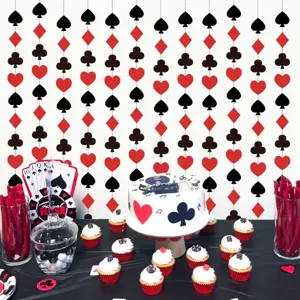 Guirlanda de papel colgante fiesta tematica poker de casino y decoracion de mesa de cumpleanos.
