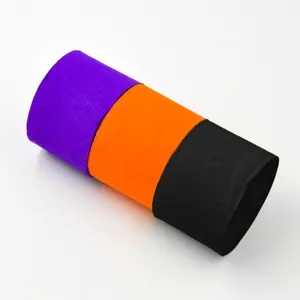 Rouleaux de papier crêpe Halloween, serpentins violet orange noir pour fête décoration.