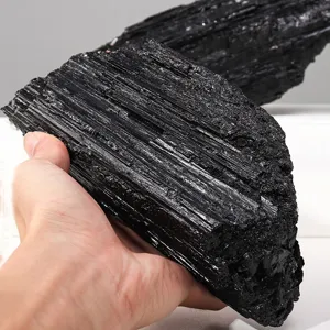 Natuerlicher schwarzer Turmalin Rohstein Mineral Kristall Dekoration fuer Zuhause