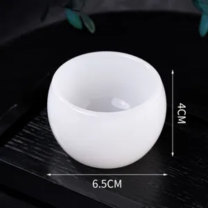 Neuer Chinesischer Stil Weiße Jade Natürlicher Kristall Teetasse Gongfu Teeverkostung Meister Tasse Für Büro Desktop Deko